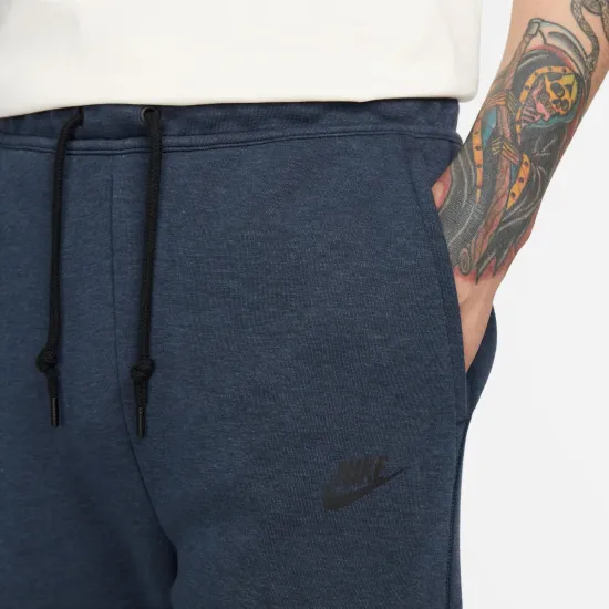 Спортивні штани Nike Sportswear Tech Fleece FB8002-473