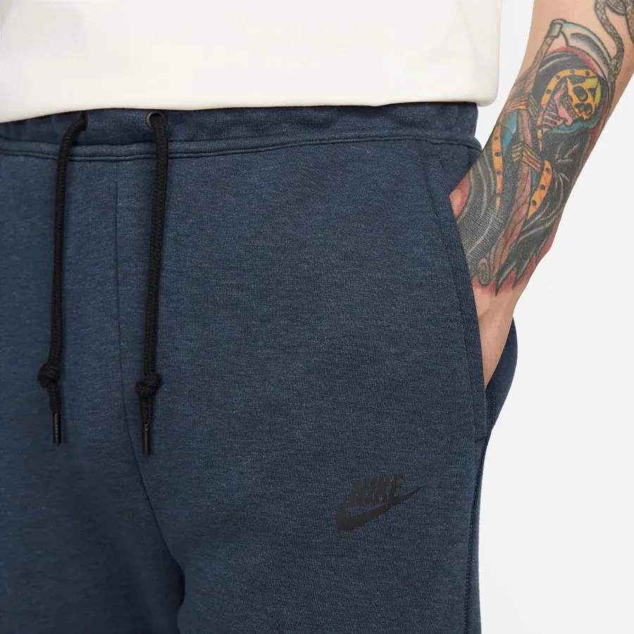 Спортивні штани Nike Sportswear Tech Fleece FB8002-473