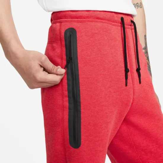 Спортивні штани Nike Sportswear Tech Fleece FB8002-672