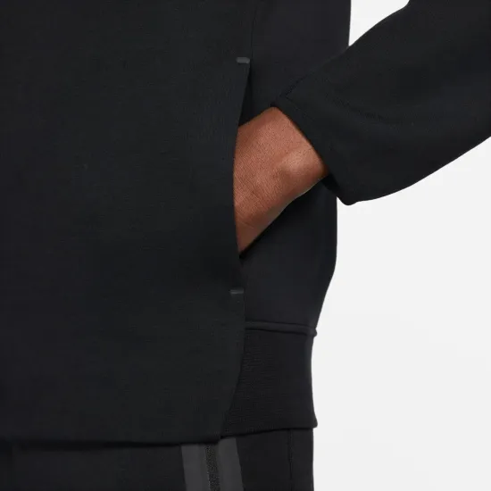 Кофта Nike Sportswear Tech Fleece Pullover FB8016-010