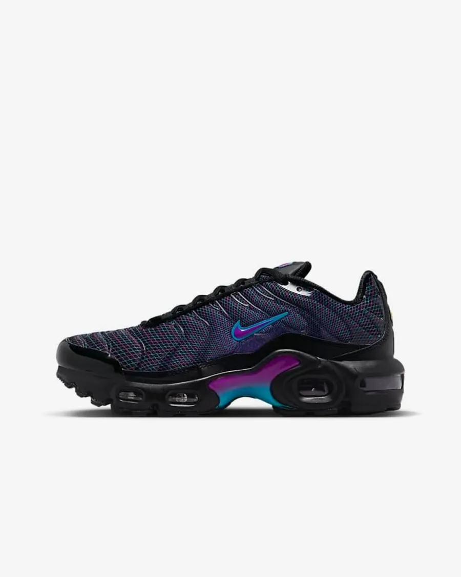 Кросівки Nike Air Max Plus FB8027-001
