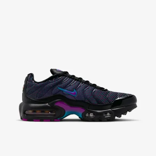 Кросівки Nike Air Max Plus FB8027-001