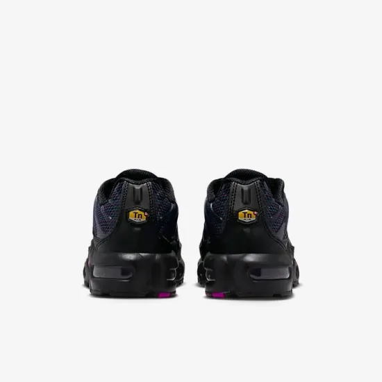 Кросівки Nike Air Max Plus FB8027-001