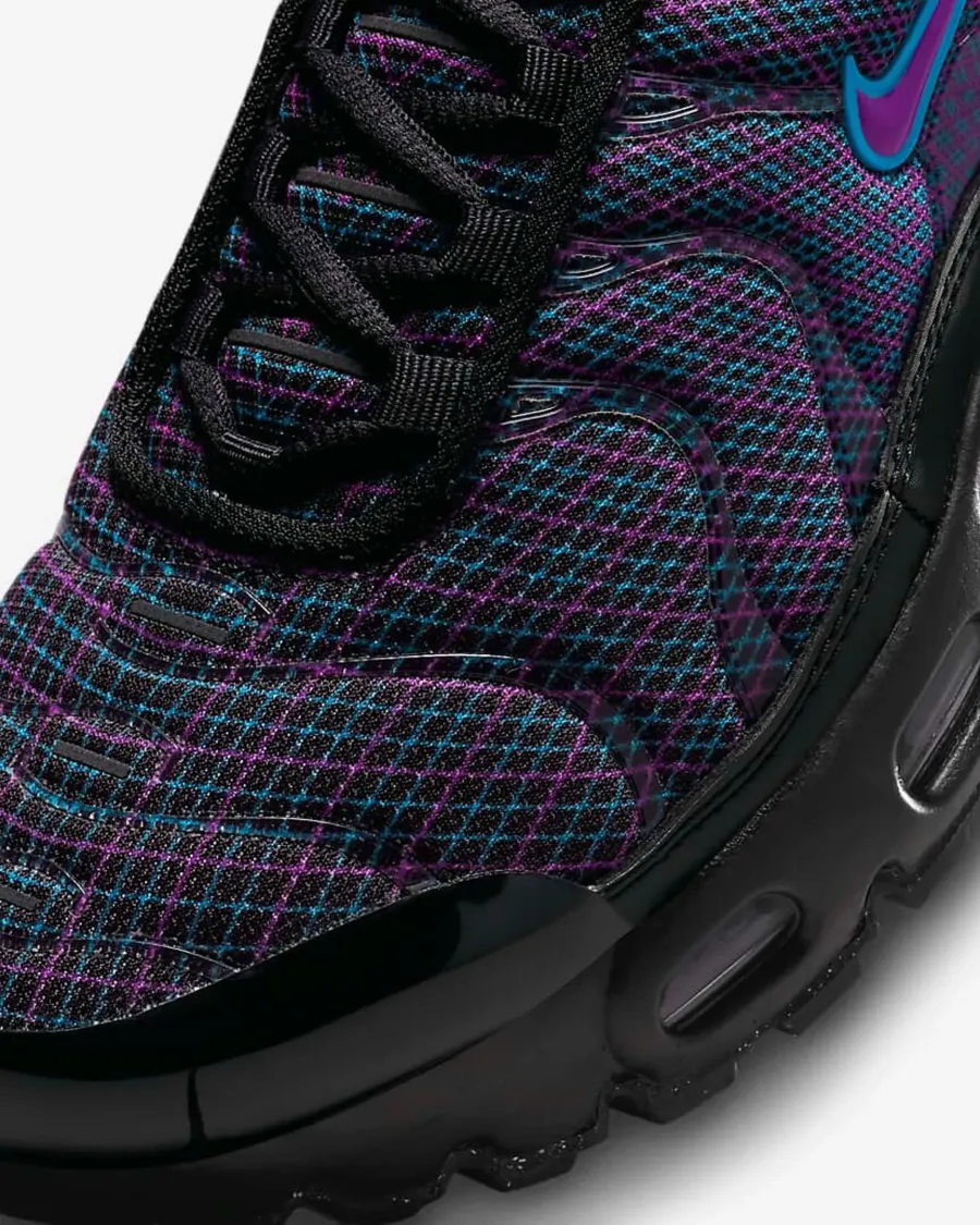 Кросівки Nike Air Max Plus FB8027-001