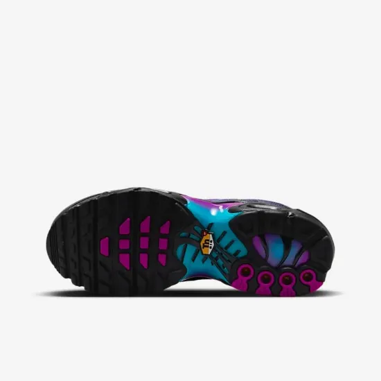 Кросівки Nike Air Max Plus FB8027-001