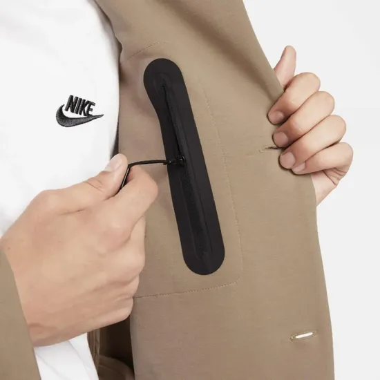 Куртка Nike Tech Fleece Reimagined Oversized Shacket FB8167-247