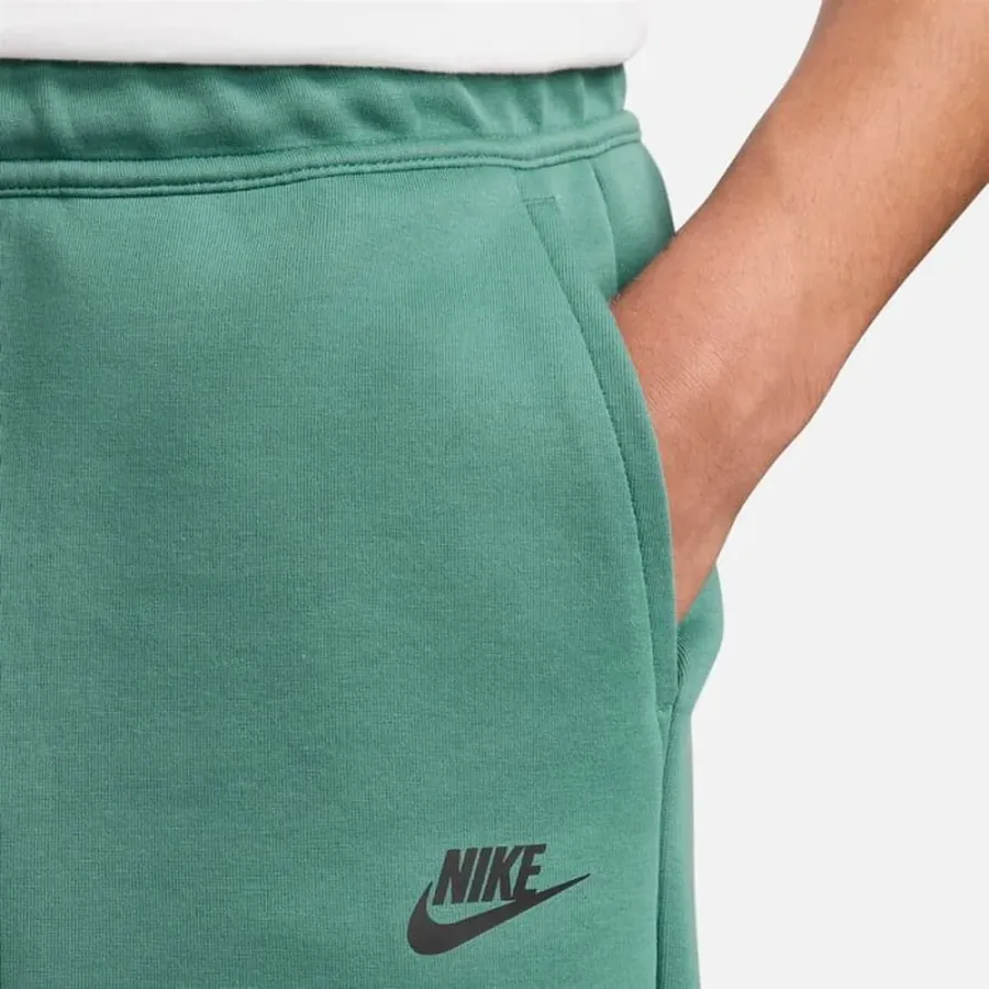 Шорти Nike Sportswear Tech Fleece FB8171-361