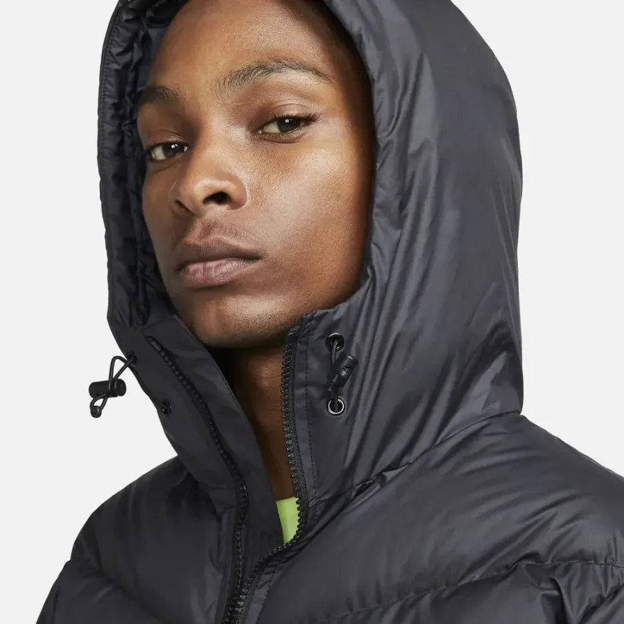 Куртка Nike Storm-fit Windrunner Primaloft FB8185-010