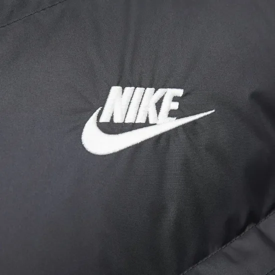 Куртка Nike Storm-fit Windrunner Primaloft FB8185-010