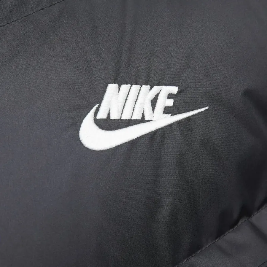 Куртка Nike Storm-fit Windrunner Primaloft FB8185-010