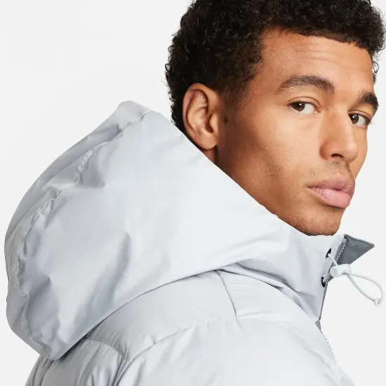 Куртка Nike Storm-fit Windrunner Primaloft FB8185-077