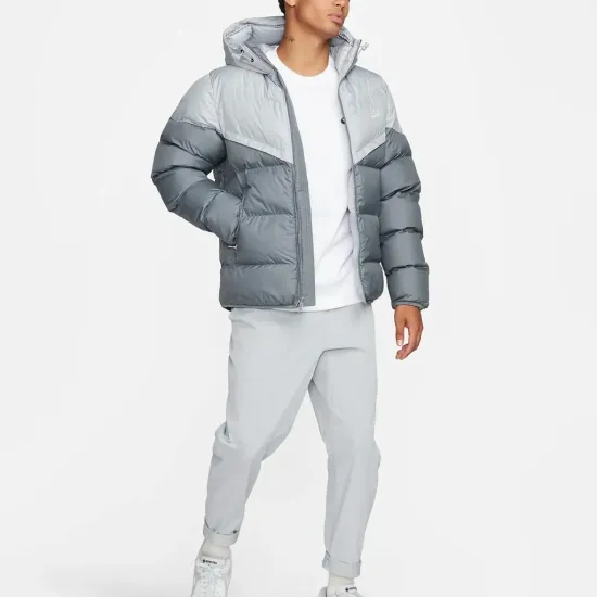 Куртка Nike Storm-fit Windrunner Primaloft FB8185-077
