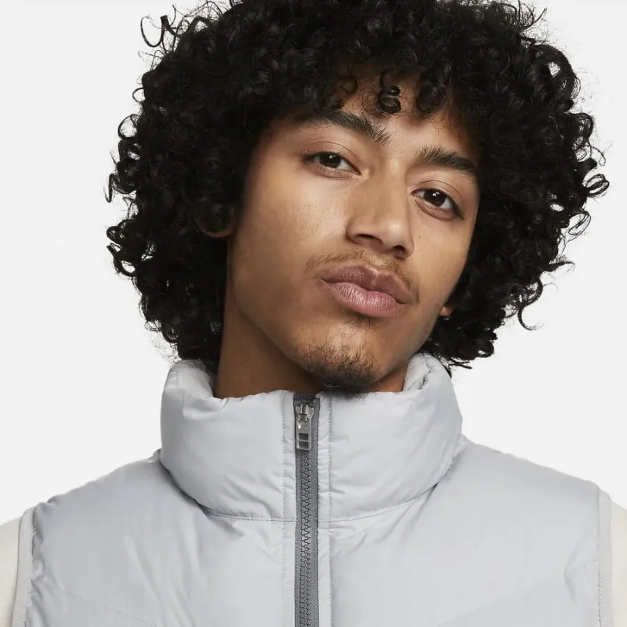 Жилетка Nike Storm-FIT Windrunner Primaloft FB8193-077
