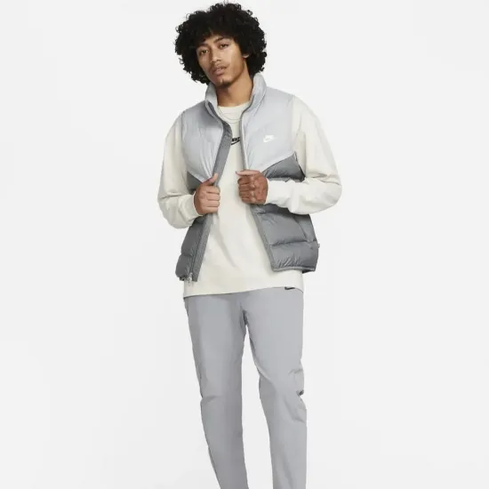 Жилетка Nike Storm-FIT Windrunner Primaloft FB8193-077