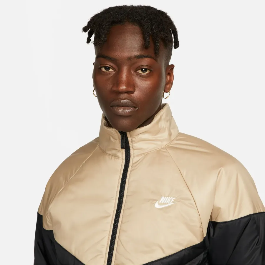 Куртка Nike Windrunner Storm-FIT Midweight FB8195-011