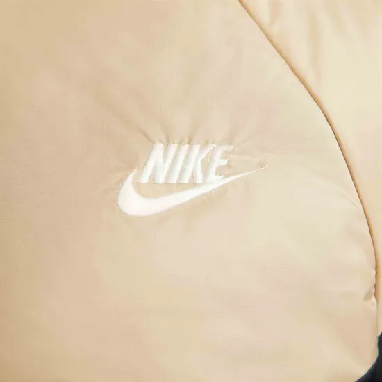 Куртка Nike Windrunner Storm-FIT Midweight FB8195-011