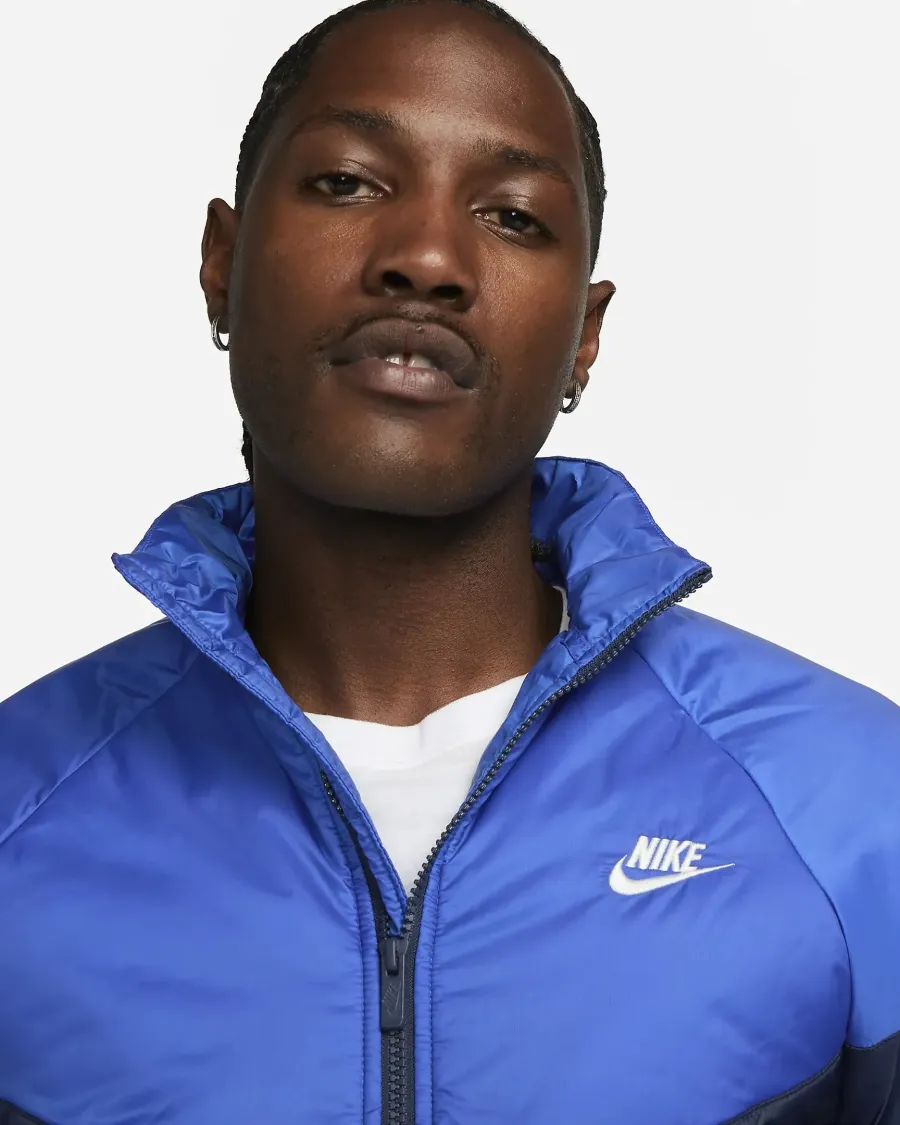 Куртка Nike Windrunner Storm-FIT Midweight FB8195-410