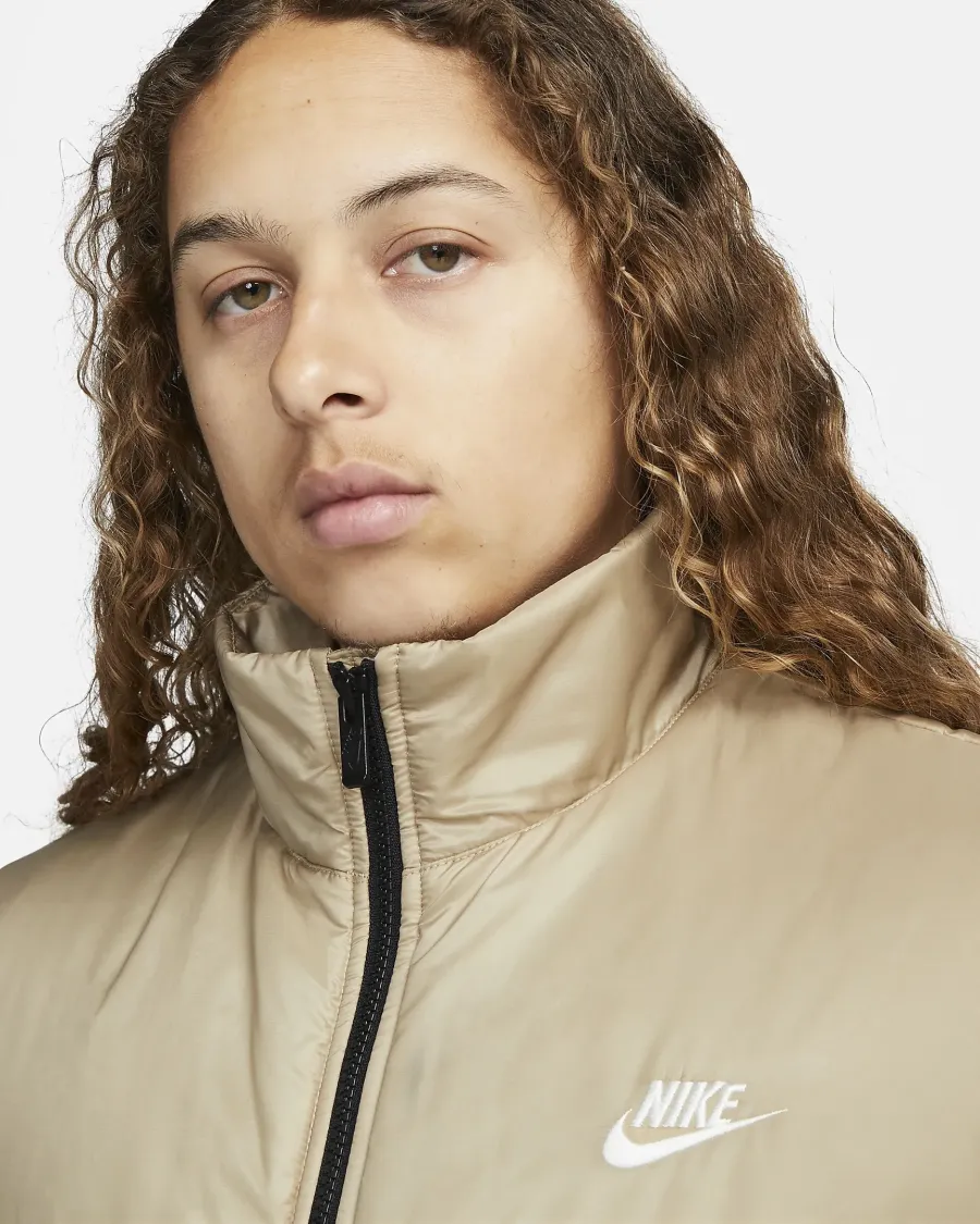Жилетка Nike Therma-FIT Windrunner Midweight Vest FB8201-010