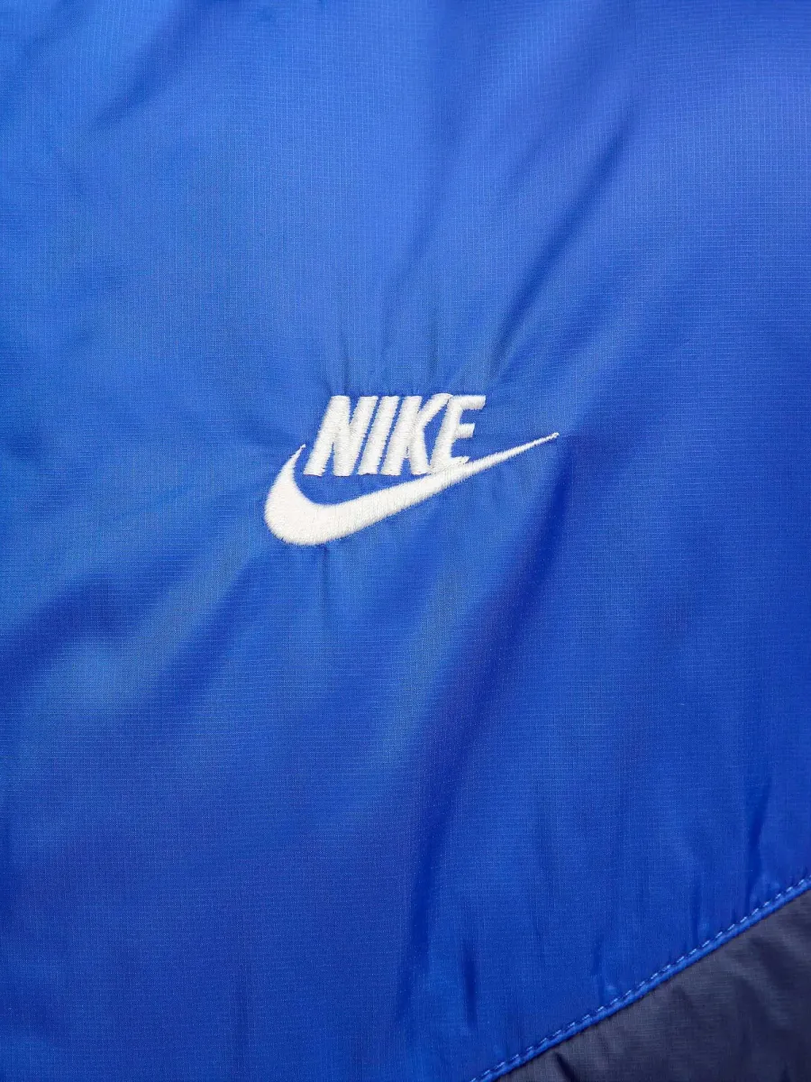 Жилетка Nike Therma-FIT Windrunner Midweight Vest FB8201-410