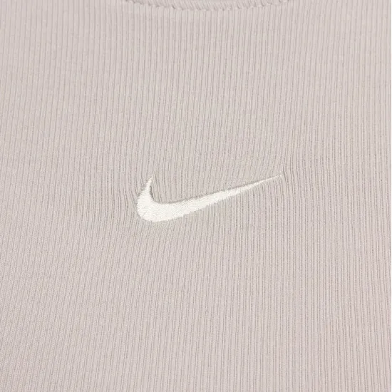Майка Nike Sportswear Chill Knit Tight Cropped Mini-Rib FB8279-019