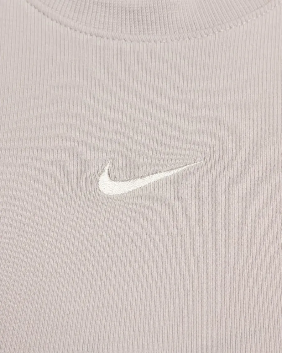 Майка Nike Sportswear Chill Knit Tight Cropped Mini-Rib FB8279-019