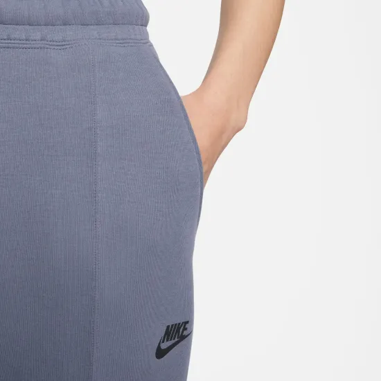 Спортивні штани Nike Sportswear Tech Fleece FB8330-003
