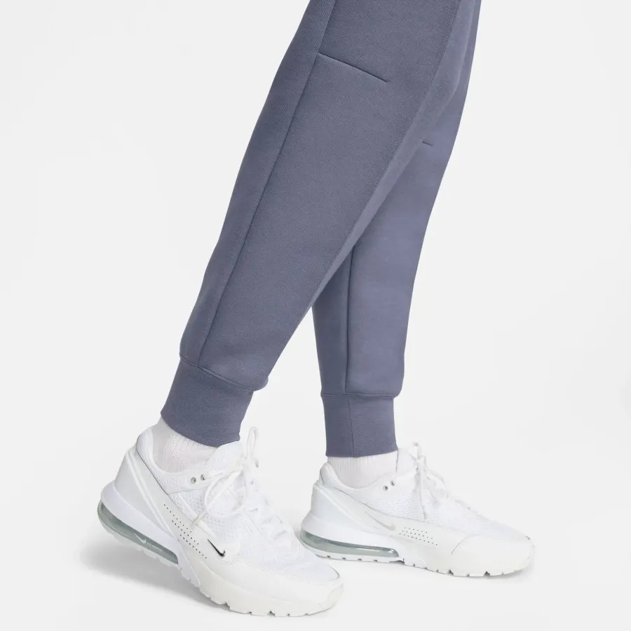 Спортивні штани Nike Sportswear Tech Fleece FB8330-003