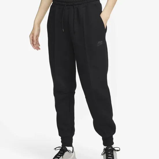 Спортивні штани Nike Sportswear Tech Fleece FB8330-010