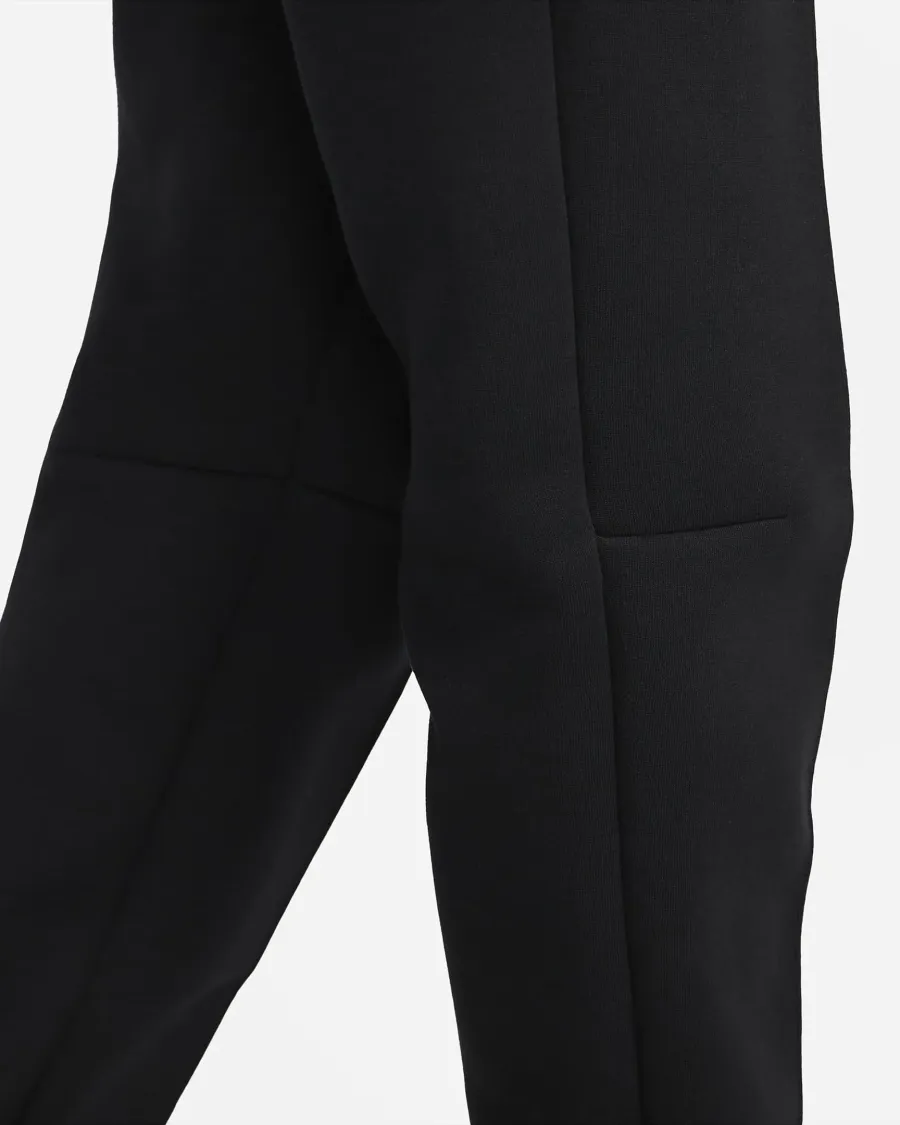 Спортивні штани Nike Sportswear Tech Fleece FB8330-010