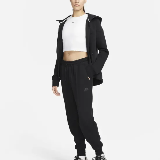 Спортивні штани Nike Sportswear Tech Fleece FB8330-010