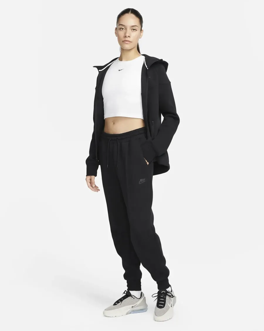 Спортивні штани Nike Sportswear Tech Fleece FB8330-010