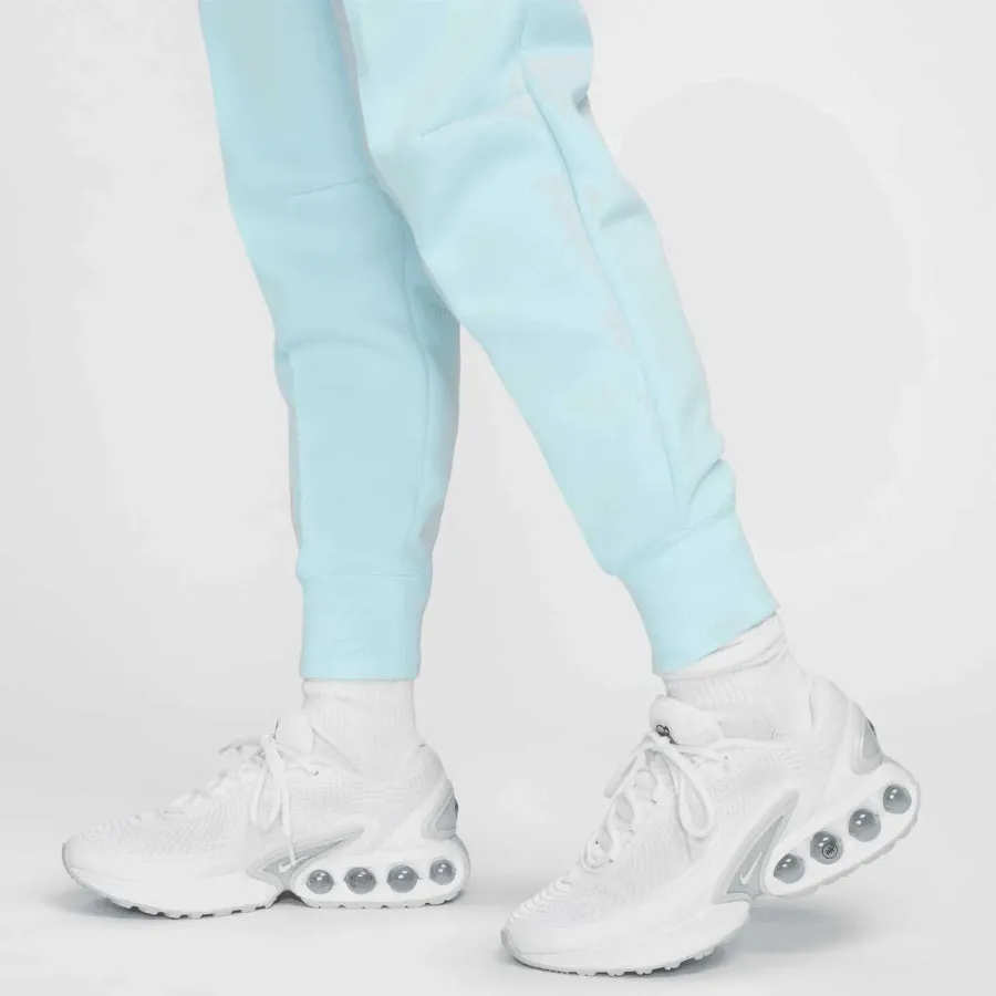Спортивні штани Nike Sportswear Tech Fleece FB8330-474