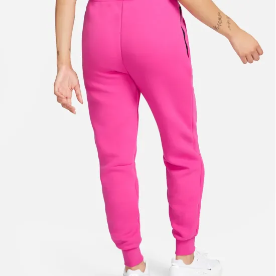 Спортивні штани Nike Sportswear Tech Fleece FB8330-605