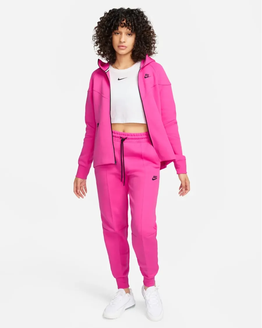 Спортивні штани Nike Sportswear Tech Fleece FB8330-605