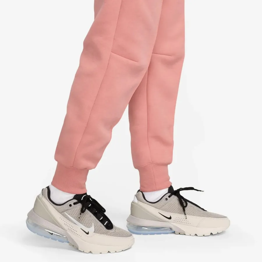 Спортивні штани Nike Sportswear Tech Fleece FB8330-618
