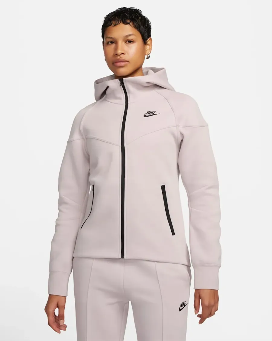 Костюм Nike Sportswear Tech Fleece Windrunner FB8338-019_FB8330-019