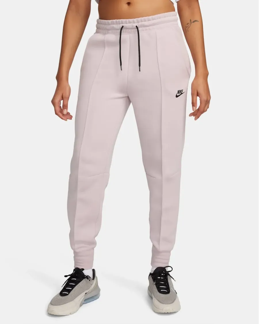 Костюм Nike Sportswear Tech Fleece Windrunner FB8338-019_FB8330-019