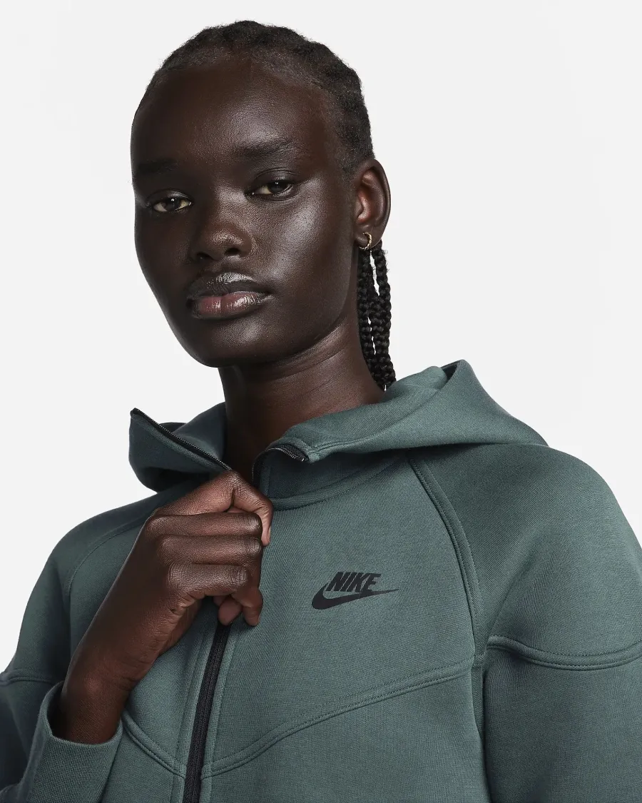 Кофта Nike Sportswear Tech Fleece Windrunner FB8338-328