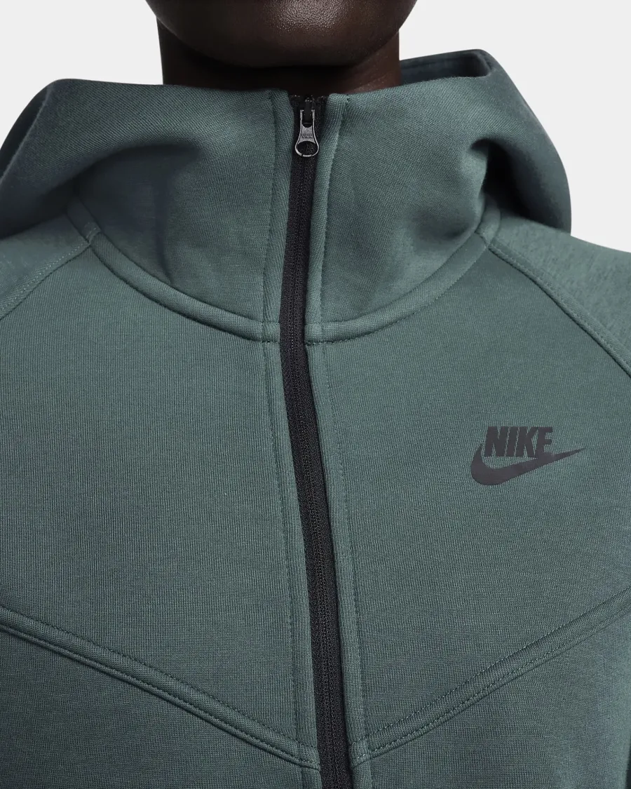 Кофта Nike Sportswear Tech Fleece Windrunner FB8338-328