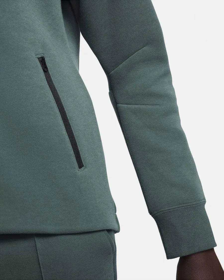 Кофта Nike Sportswear Tech Fleece Windrunner FB8338-328