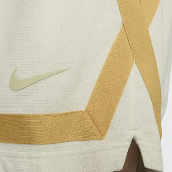 Шорти Nike Dri-FIT Sabrina FB8425-020