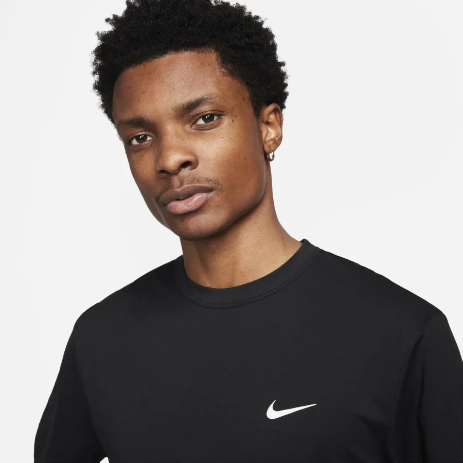 Футболка Nike Dri-Fit UV Hyverse Energy Top FB8579-010