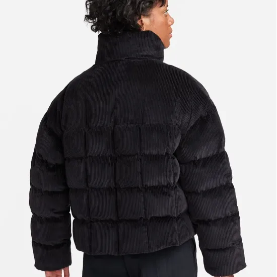 Куртка Nike Sportswear Essential Therma-FIT FB8727-010