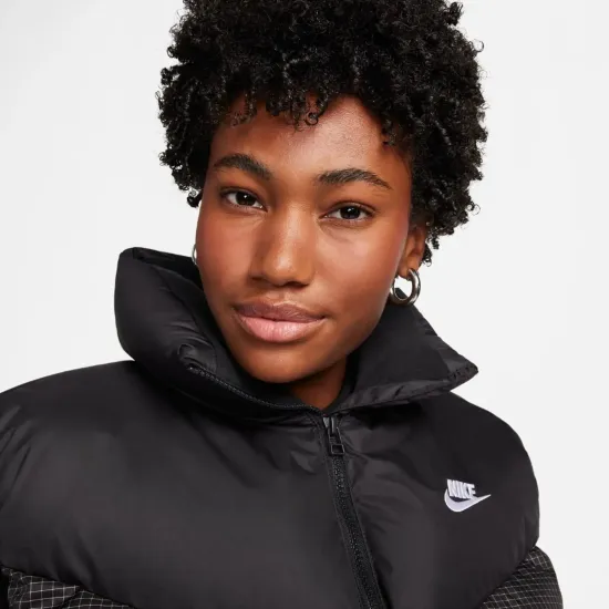 Жилетка Nike Sportswear Windpuffer FB8794-010