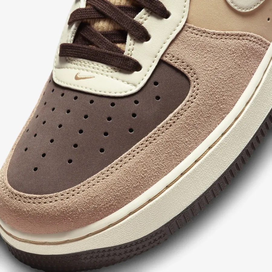 Кросівки Nike Air Force 1 ’07 LV8 FB8878-200