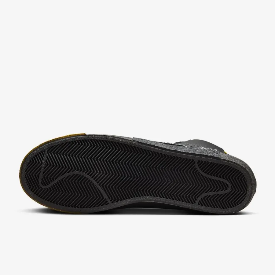 Кросівки Nike Blazer Mid Pro Club FB8891-001