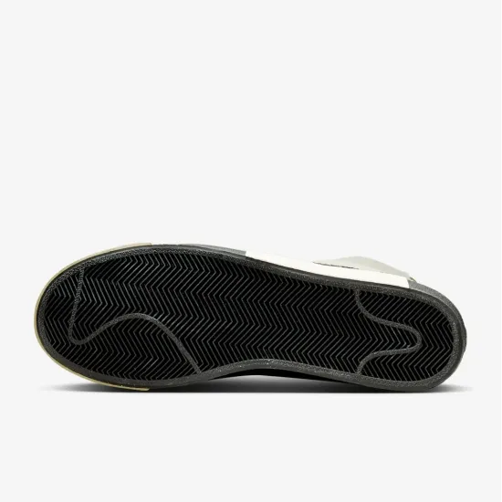 Кросівки Nike Blazer Mid Pro Club FB8891-002