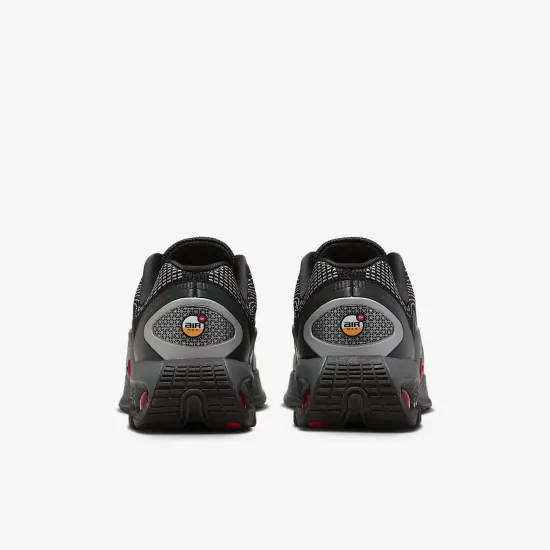 Кросівки Nike Air Max Dn FB8987-009