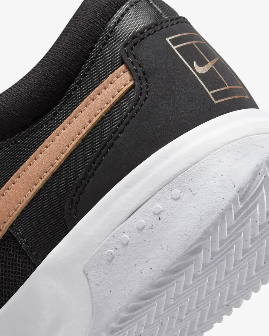 Кросівки NikeCourt Air Zoom Lite 3 Clay Court FB8989-001