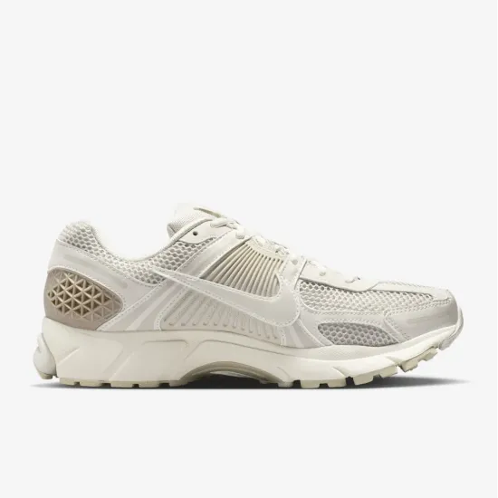 Кросівки Nike Air Zoom Vomero 5 FB9149-006